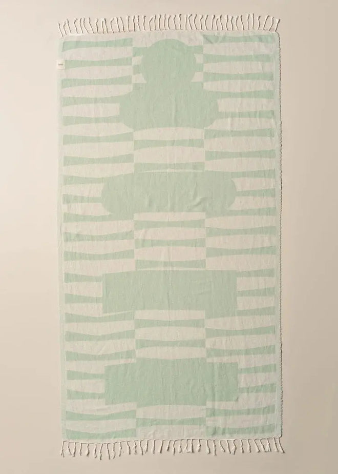  Sea - Saarde Totem Beach Towel