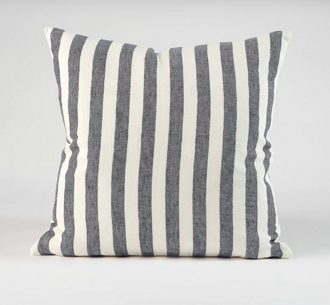 Santi Linen Navy Cushion Cushions